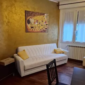 Sempione Yellow , Milano Italia